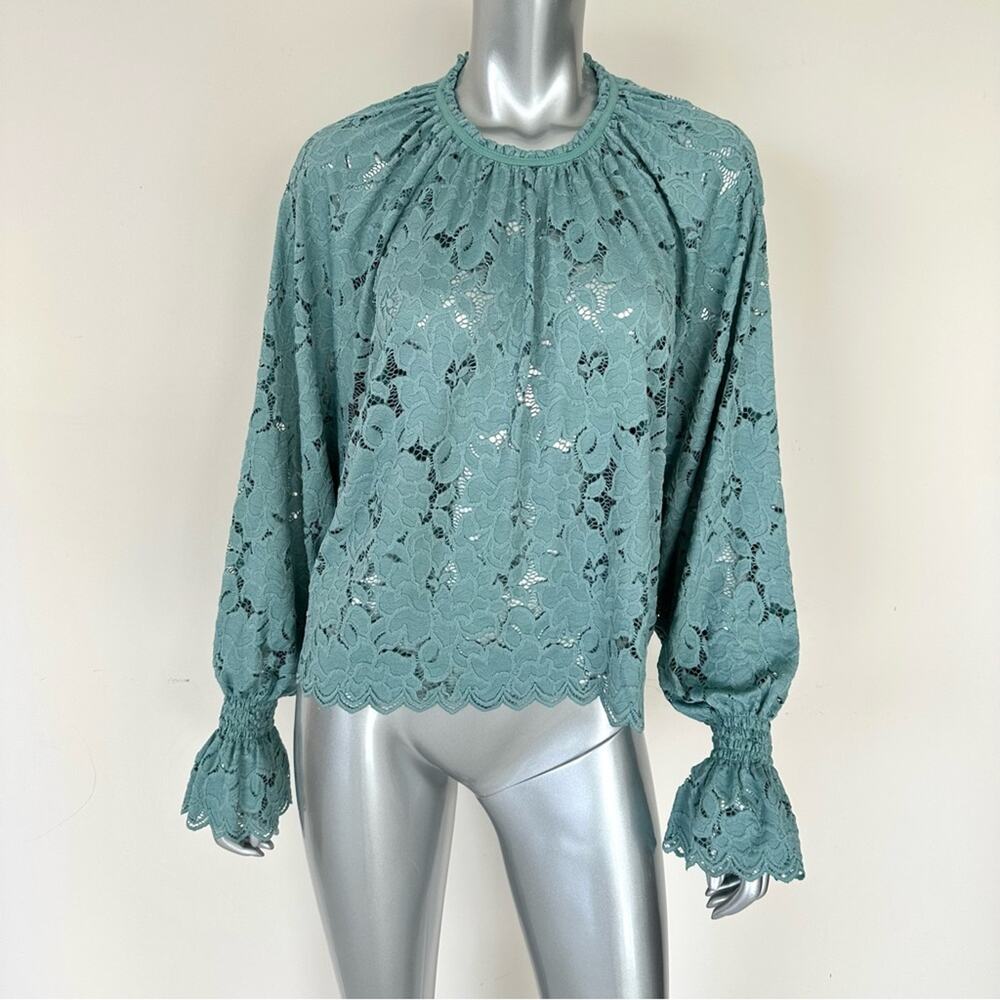 NWT!!! Free People women blouse size M Retail 98$
